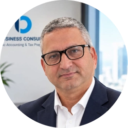 Jorge Vidal MBA / Co-Founder / Tax Preparer